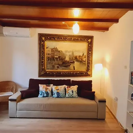 Three Mermaids House Σπίτι διακοπών *