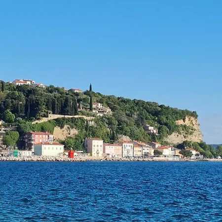 Three Mermaids House *