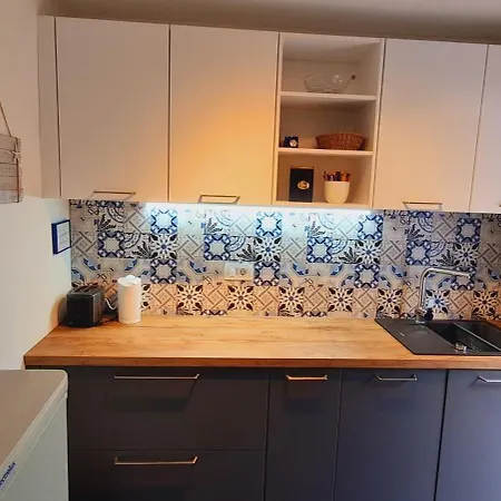 Three Mermaids House Πιράν